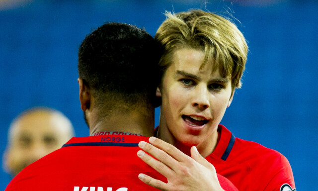 Dæhli og Samuelsen kan bli flyttet ned på U21-landslaget: - Høgmo og jeg har en god dialog